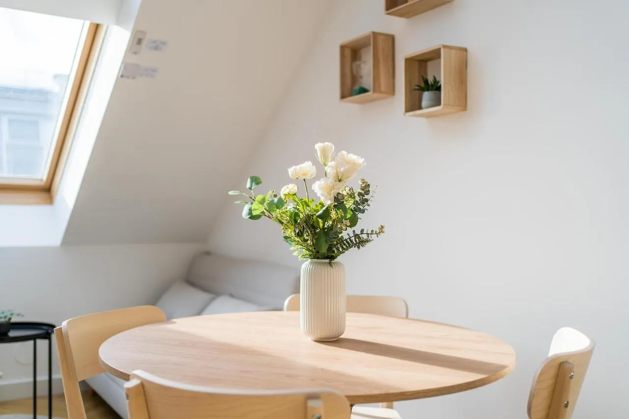 Myflat - Bright Apartment Near Central Station Vienna