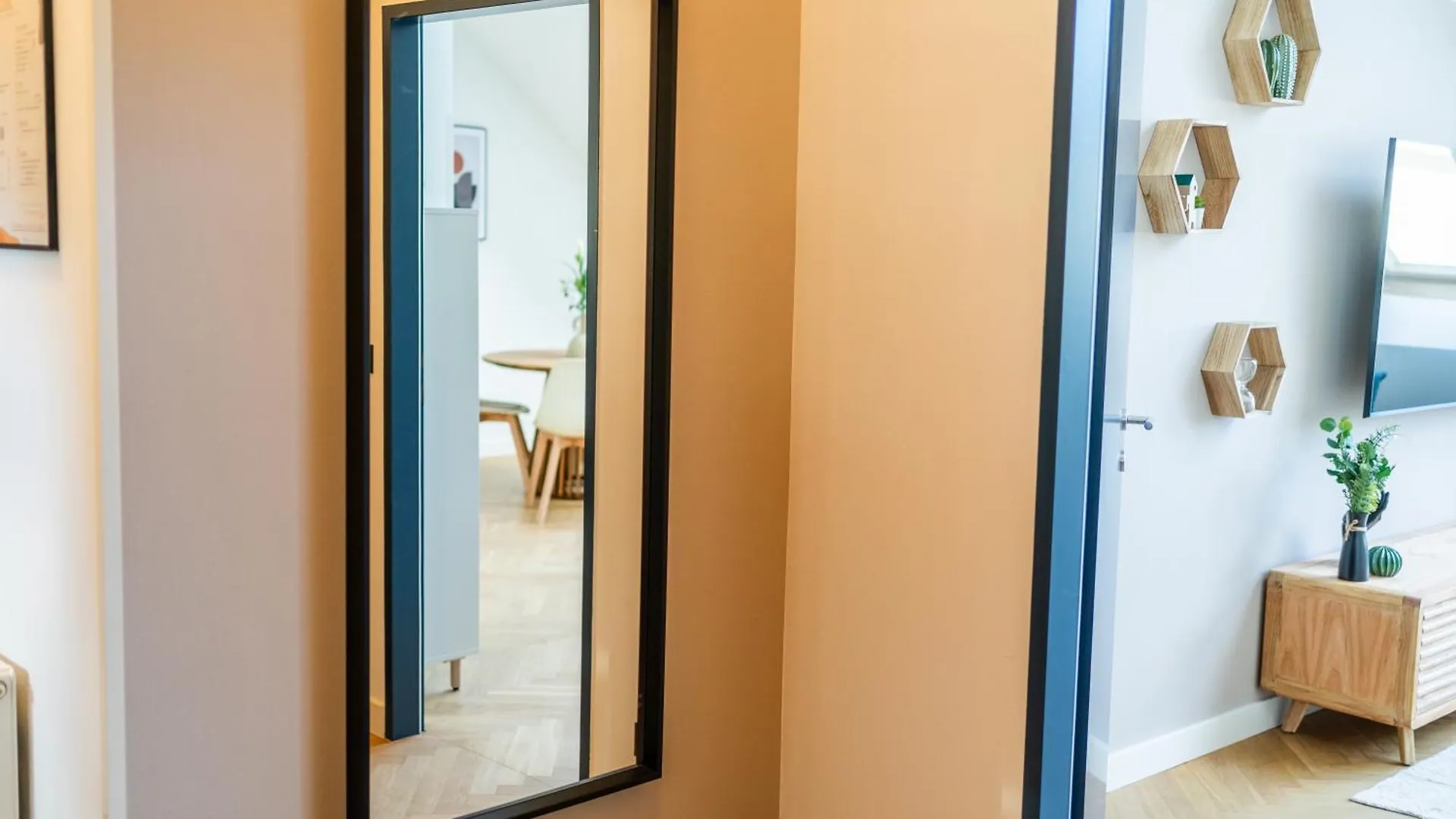 Myflat - Bright Apartment Near Central Station Vienna 0*,  Austria