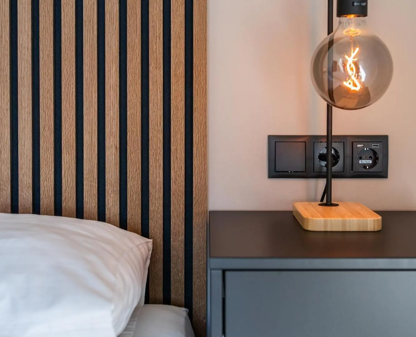 Myflat - Bright Apartment Near Central Station Vienna Austria