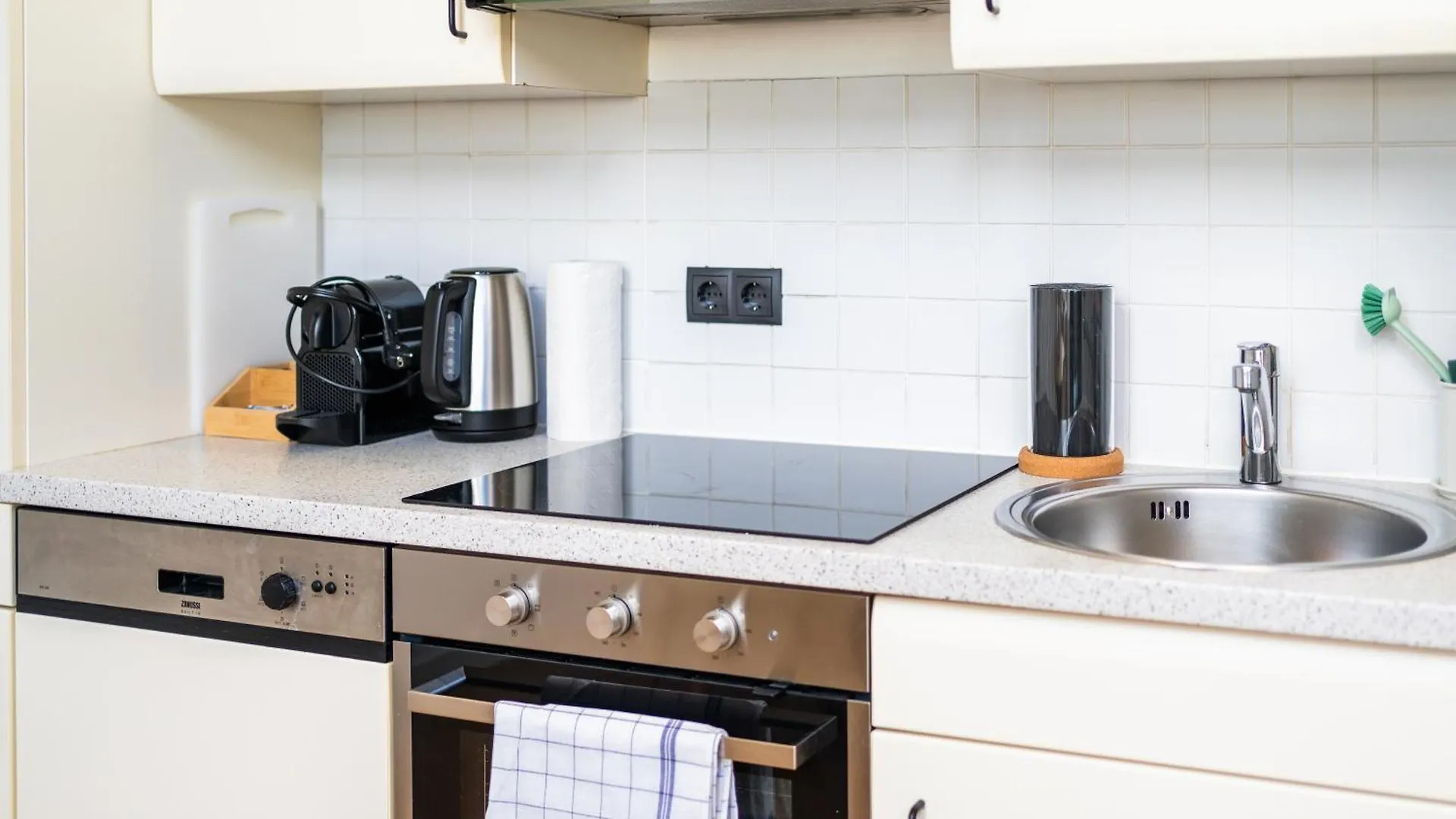 Myflat - Bright Apartment Near Central Station Vienna 0*,  Austria